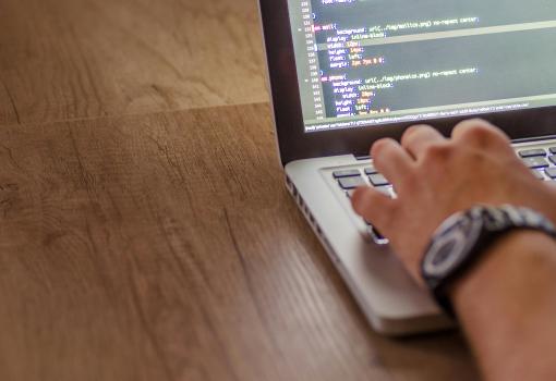 Drupal vs Joomla : quel CMS choisir ?